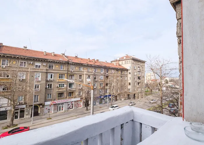 Bright 1-bedroom In The Heart Of The 公寓 普罗夫迪夫